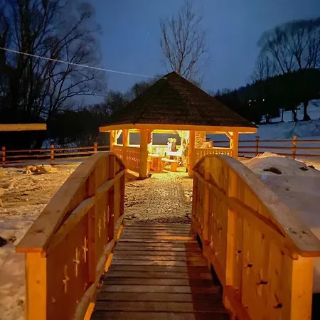 Dom wakacyjny Nad Potokiem W Górach