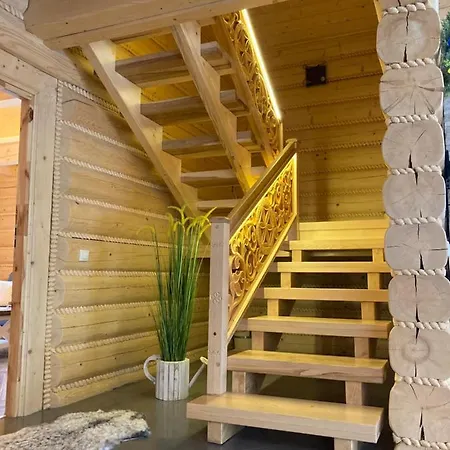 Nad Potokiem W Górach *